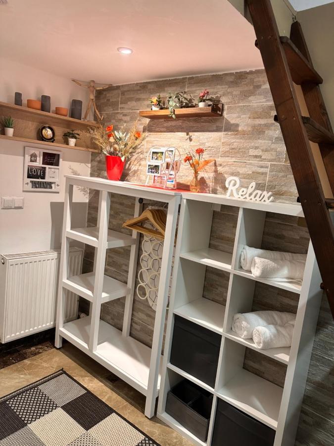 As Small As Caravans Wien Exterior foto